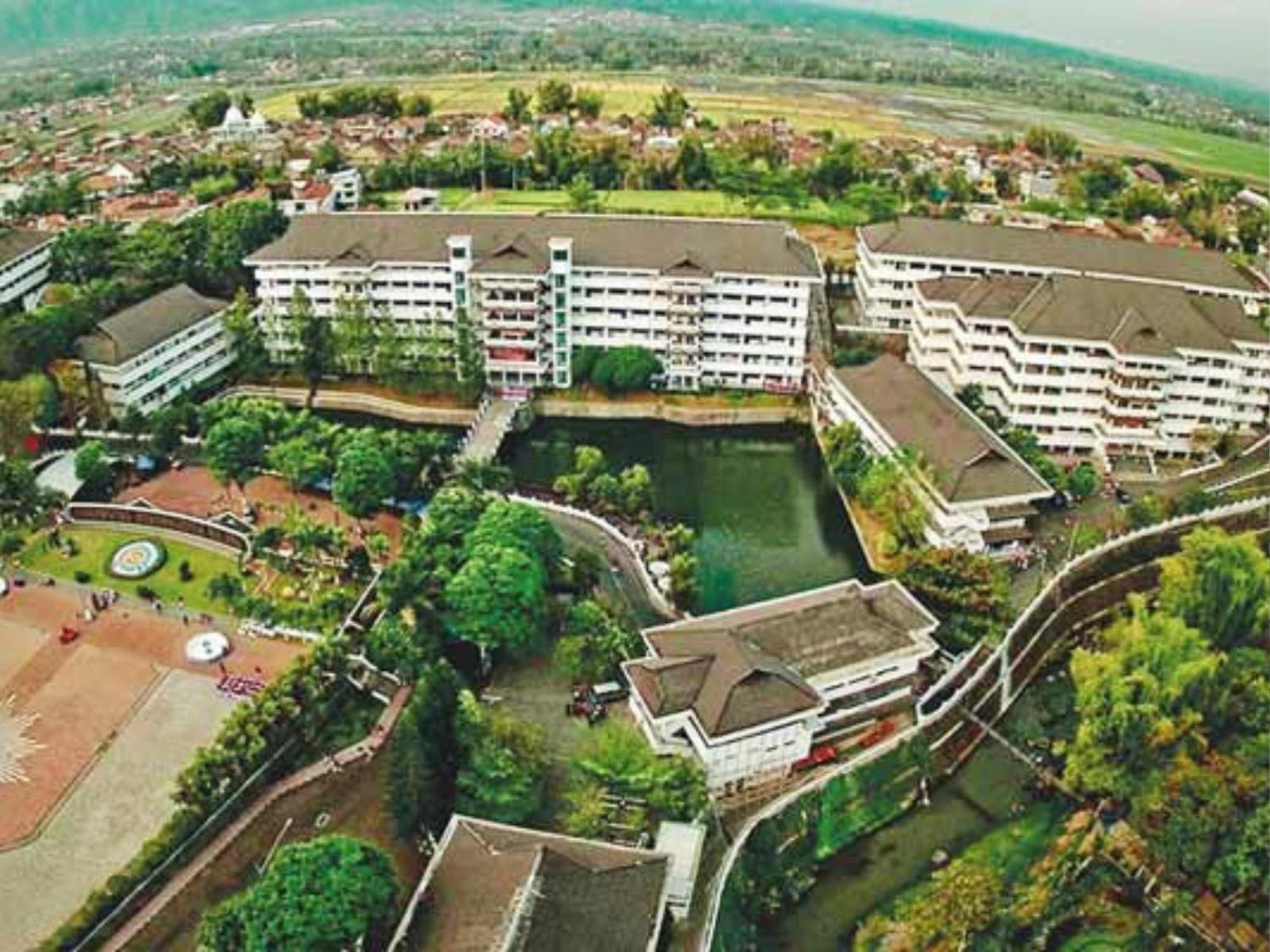 Villa Estetik Di Malang Luaran gambar