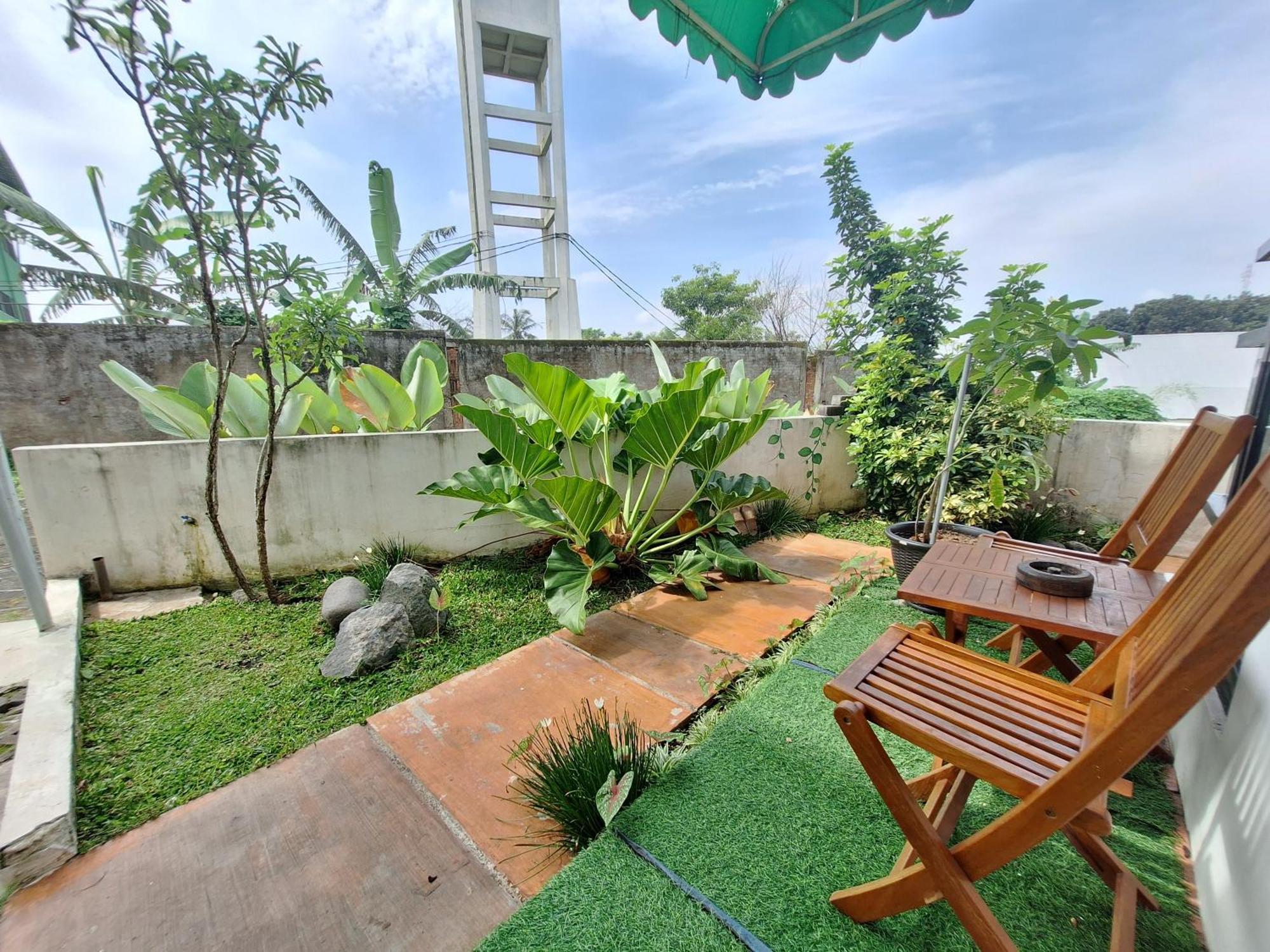 Villa Estetik Di Malang Luaran gambar