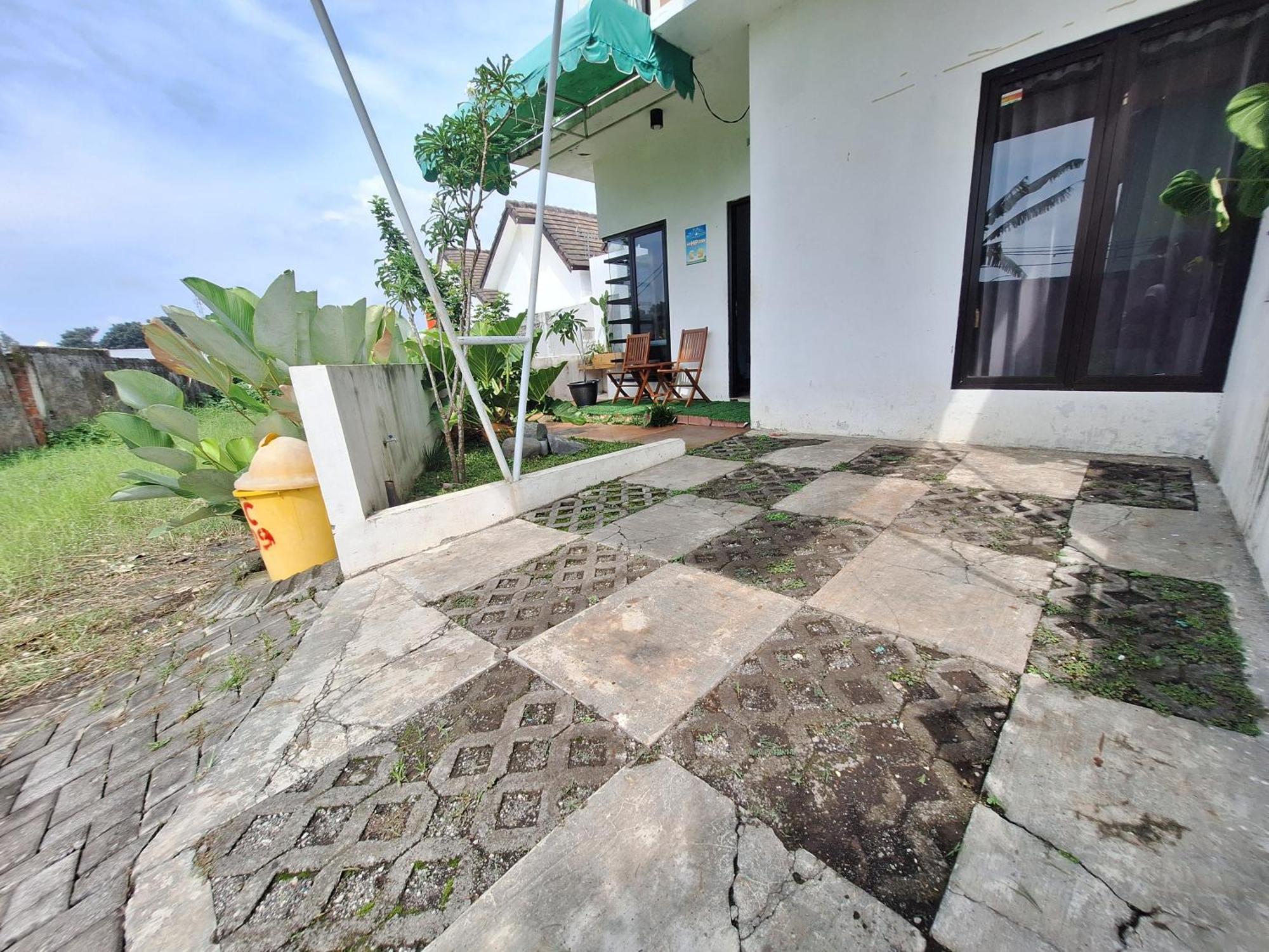 Villa Estetik Di Malang Luaran gambar